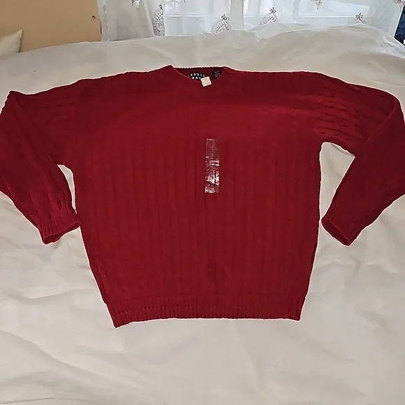 Vintage Red Sweater - Picture 3 of 14